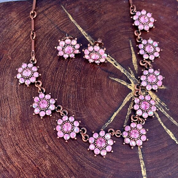 Vintage Avon Jewelry Set Necklace and Earrings fairy Victorian - Picture 2 of 8